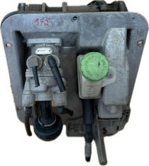 MERCEDES ATEGO PEDAL MECHANISM, BRAKE VALVE, BRACKET, BRAKE PEDAL 0044314105, 4613152630, 461 315 263 0, A9702900315, A 970 294 00 01, A 970 290 00 18, A 940 290 00 16, A 940 294 00 95
