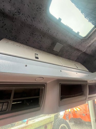 DAF LF Fahrerhaus LF45IV Euro 4, Oberbett, Bett, Windschutzscheibe 1715041, 2368198, 1700368, 1409950, 1409951, 1714663, 1400997, 1400998, 1718835, 1714267, 1401003, 2362874, 2362875, 1700764, 1408299, 1405438, 1700792, 1409566, 1700791, 14009565, 1409560