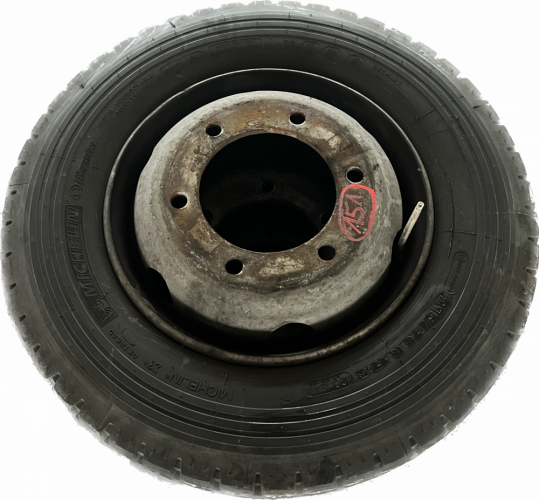 IVECO EUROCARGO TIRES WITH DISC 17.5X6 00