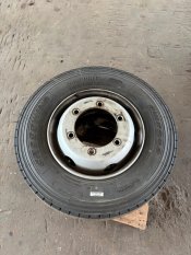 PNEUMATIKA S DISKEM 245/70 R17.5, 17.5 x 6.75
