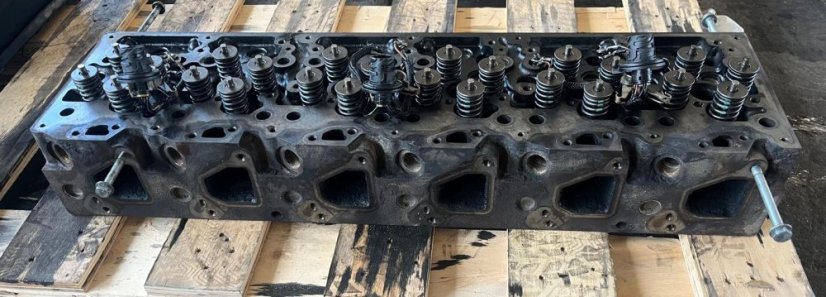 MAN TGL CYLINDER HEAD 51.03100-6243, 51.03100-6275