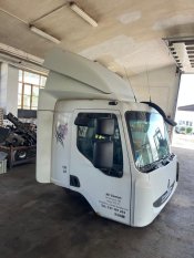 RENAULT MIDLUM CAB KOMPLETT EURO 4, 5010578650, 5010578659, 5010578660, 5600464823, 7420832486, 7484561609, 5010609247, 5010609248, 7484561621, 7420863622, 7420827126, 7420827127, 5600718238, 5010640209, 7482226025, 5010623240, 7421326526, 5010620464, 5010605635, 7422289050