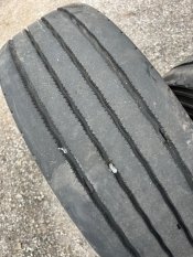 2KS PNEUMATIKA S DISKEM 265/70 R17.5