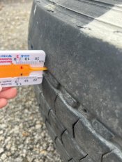 2KS PNEUMATIKA S DISKEM 265/70 R19.5
