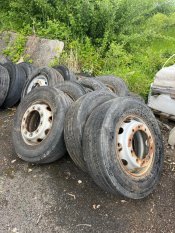PNEUMATIKA S DISKEM 305/70 R22.5