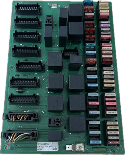 VOLVO FL POJISTKOVÁ DESKA 1079459, 410 420 001 002