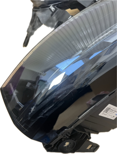 RENAULT MASTER IV. PRAVÉ SVĚTLO 260106174R