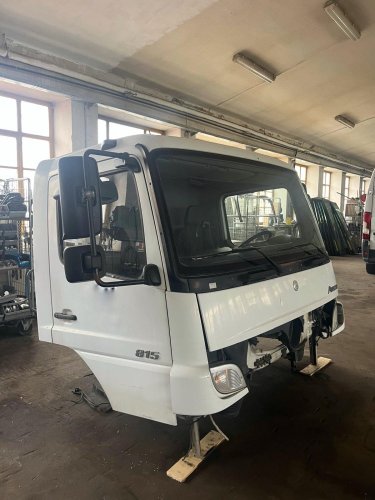 Mercedes Atego Fahrerhaus, Sitz, Windschutzscheibe usw. A9736000020, A 973 600 00 20, A9736000105, A 973 600 01 05, A9736710810, A6866710010, A9676800555, A9737203105, A 973 720 31 05, A9737203205, A 973 720 32 05, A9737200118, A9737200218, A9407200770, A9407200870, A9737500009, A 973 750 00 09, A9738800585, A 973 880 05 85, A9408101419, A 940 810 14 19, A9408102919, A 940 810 29 19, A0018109714, A0018109814, A0068306061, A9438300042, A9409102701, A 940 910 27 01, A9409106801