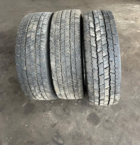 RENAULT MIDLUM 3KS PNEUMATIKA 245/70 R19.5