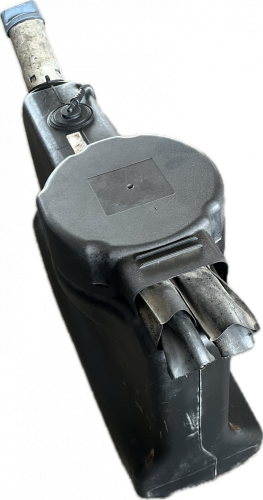 MERCEDES ATEGO TANK ADBLUE A 970 470 08 15, A 9704700815, A 970 470 02 24, A 930 471 00 38, 9704700815, 9704701715, 9704701815, A9704700815, A97047 01715, A9704701815, 970 470 02 24, A970 470 02 24, 970 470 02 24, A970 470 02 24