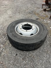 REIFEN MIT FELGEN 225/75 R 17.5