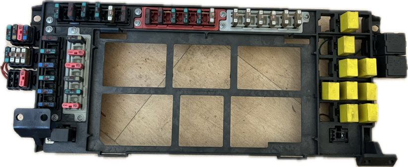 IVECO STRALIS POJISTKOVÁ DESKA, POJISTKOVÁ SKŘÍŇKA 500396901