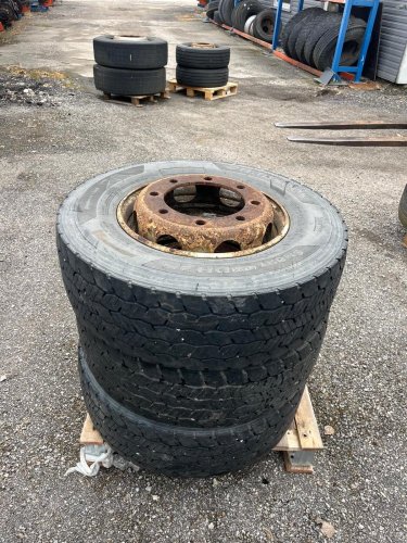 3KS PNEUMATIKA S DISKEM 245/70 R17.5