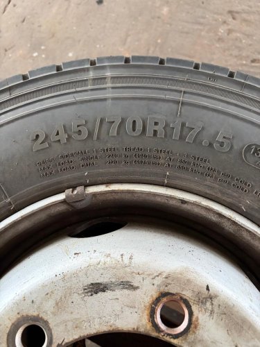 PNEUMATIKA S DISKEM 245/70 R17.5, 17.5 x 6.75