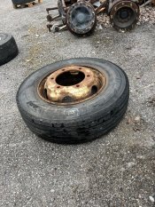 RENAULT MIDLUM REIFEN MIT FELGEN 215/75 R17.5