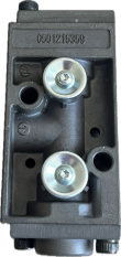 DAF, MAN, RENAULT VALVE, PNEUMATIC SYSTEM 1300662, 1374724, 42535033, 42558601, 93193501, 81.52131.6015, 81.52170.6139, 81.52170.6151, 5001855098, 5001875799, 7421359501