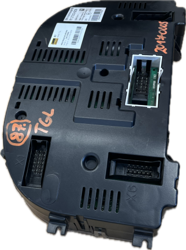 MAN TGL PŘÍSTROJOVÁ DESKA 81.27202-6209