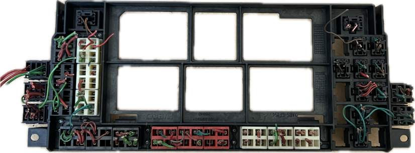 IVECO STRALIS POJISTKOVÁ DESKA, POJISTKOVÁ SKŘÍŇKA 500396901