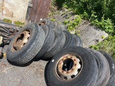 PNEUMATIKA S DISKEM 295/80 R22.5