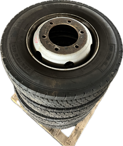 IVECO EUROCARGO 4KS PNEUMATIKA S DISKEM 225/75 R17.5