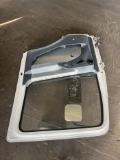 Mercedes Atego, rechte Tür: A9737201805, A 973 720 18 05, A9737200218, A 973 720 02 18, A9737200246, A 973 720 02 46, A9907600059, A9737200835, A9737200270, A 973 720 02 70, A0007230135, A9738100414, A9738100414, A0008100379, A9408102616, A0028100816, A9418101016